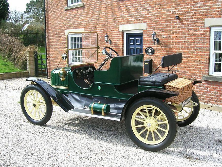  Stanley Steamer Model 60 10 HP Runabout 1910 года  (фото 2 из 2)